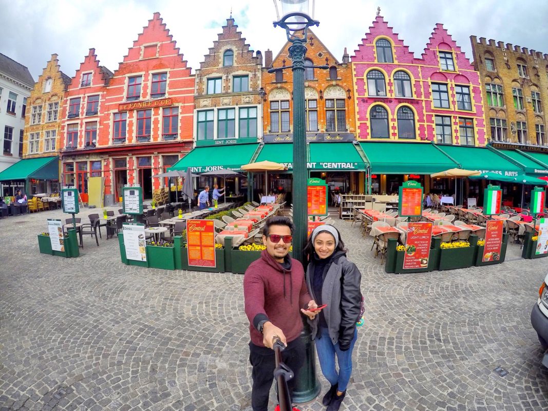 Romantic Things To Do In Bruges:The markt at Brugge