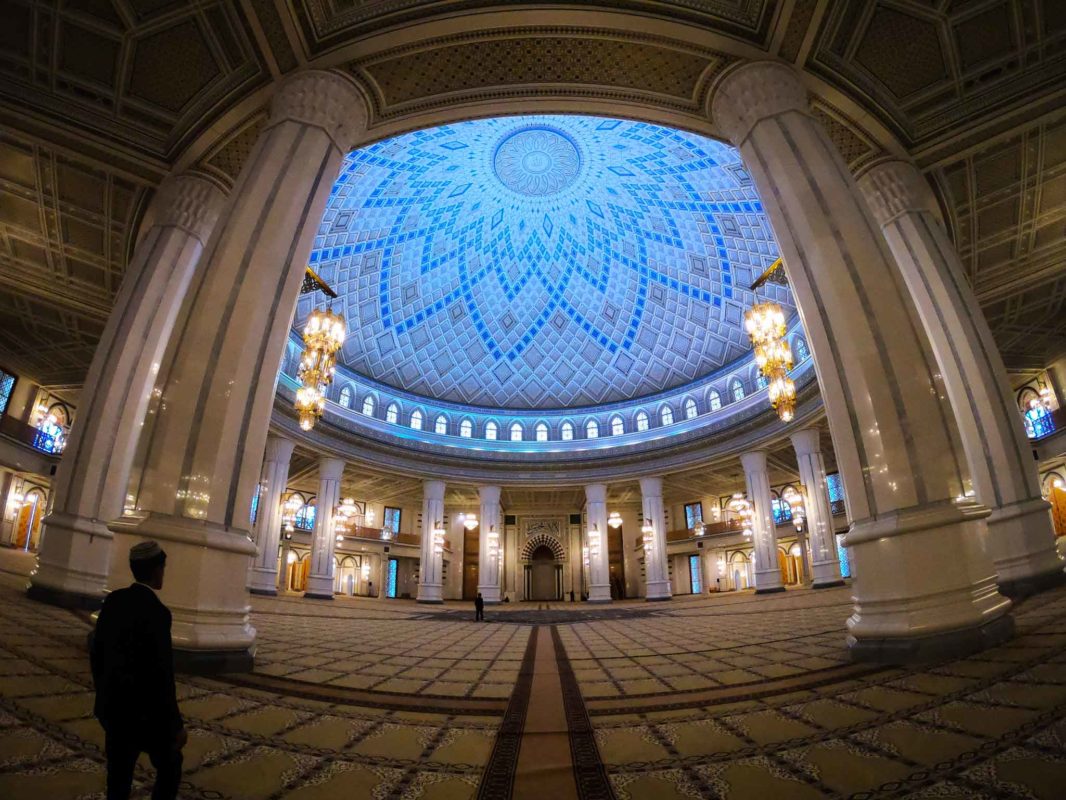 Inside Türkmenbaşy Ruhy Mosque