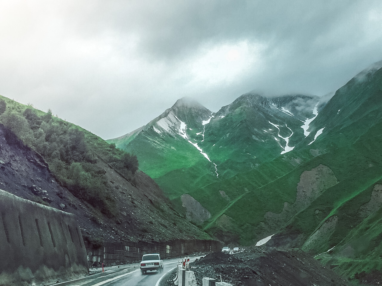 Drive through the mountains of Kazbegi